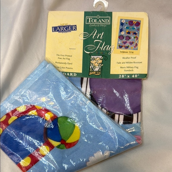 Toland Large Art Flag, 28x40, colorful Sunglasses Summer Design, NWT - Picture 1 of 1